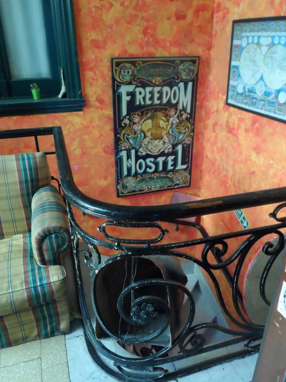 Freedom Hostel Росарио Екстериор снимка